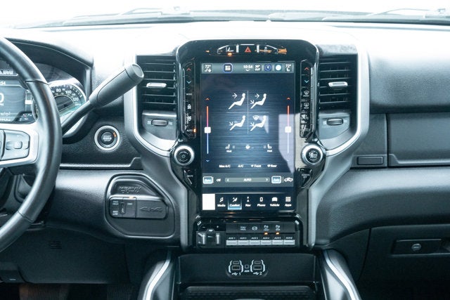 2024 RAM 3500 Lone Star Crew Cab 4x4 8' Box