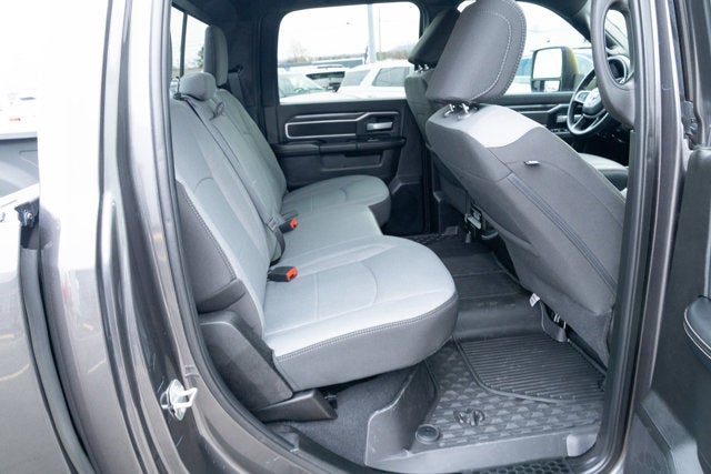 2024 RAM 3500 Lone Star Crew Cab 4x4 8' Box