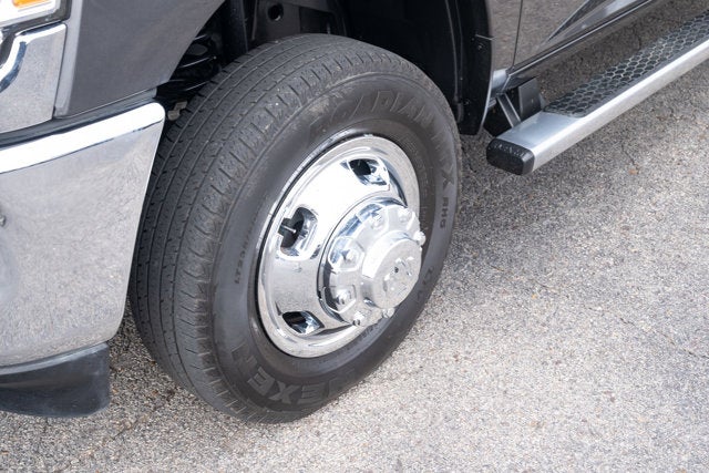 2024 RAM 3500 Lone Star Crew Cab 4x4 8' Box