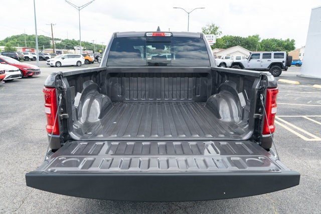 2026 RAM Ram 1500 RAM 1500 TRADESMAN CREW CAB 4X2 5'7' BOX