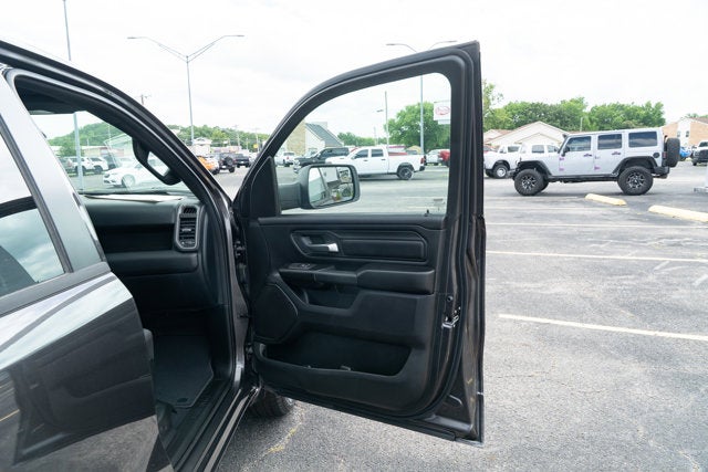 2026 RAM Ram 1500 RAM 1500 TRADESMAN CREW CAB 4X2 5'7' BOX