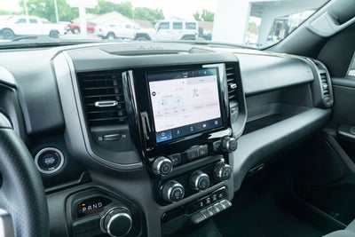 2026 RAM Ram 1500 RAM 1500 TRADESMAN CREW CAB 4X2 5'7' BOX