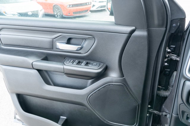 2026 RAM Ram 1500 RAM 1500 TRADESMAN CREW CAB 4X2 5'7' BOX