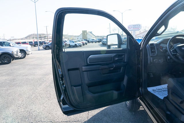 2026 RAM Ram 3500 Chassis Cab RAM 3500 TRADESMAN CHASSIS REGULAR CAB 4X4 60' CA