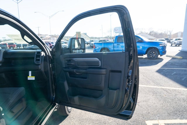 2026 RAM Ram 3500 Chassis Cab RAM 3500 TRADESMAN CHASSIS REGULAR CAB 4X4 60' CA