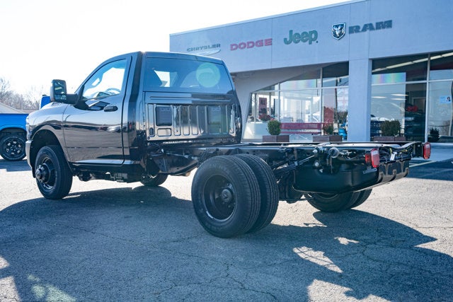 2026 RAM Ram 3500 Chassis Cab RAM 3500 TRADESMAN CHASSIS REGULAR CAB 4X4 60' CA