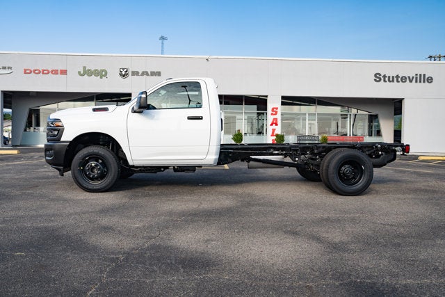 2026 RAM Ram 3500 Chassis Cab RAM 3500 TRADESMAN CHASSIS REGULAR CAB 4X4 84' CA