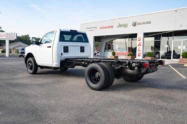 2026 RAM Ram 3500 Chassis Cab RAM 3500 TRADESMAN CHASSIS REGULAR CAB 4X4 84' CA