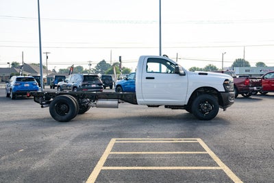 2026 RAM Ram 3500 Chassis Cab RAM 3500 TRADESMAN CHASSIS REGULAR CAB 4X4 84' CA