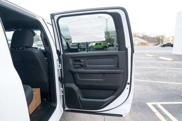 2026 RAM Ram 3500 Chassis Cab RAM 3500 TRADESMAN CREW CAB CHASSIS 4X4 60' CA