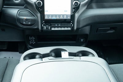 2026 RAM Ram 3500 Chassis Cab RAM 3500 TRADESMAN CREW CAB CHASSIS 4X4 60' CA