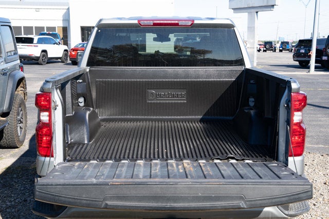 2024 Chevrolet Silverado 1500 2WD Crew Cab Short Bed Custom