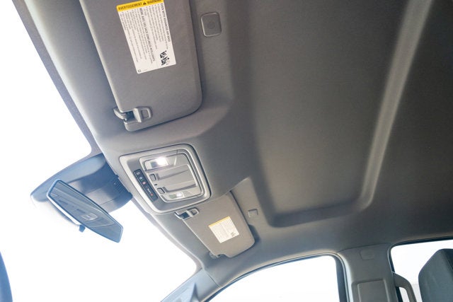 2024 Chevrolet Silverado 1500 2WD Crew Cab Short Bed Custom