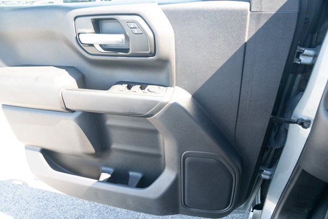 2024 Chevrolet Silverado 1500 2WD Crew Cab Short Bed Custom