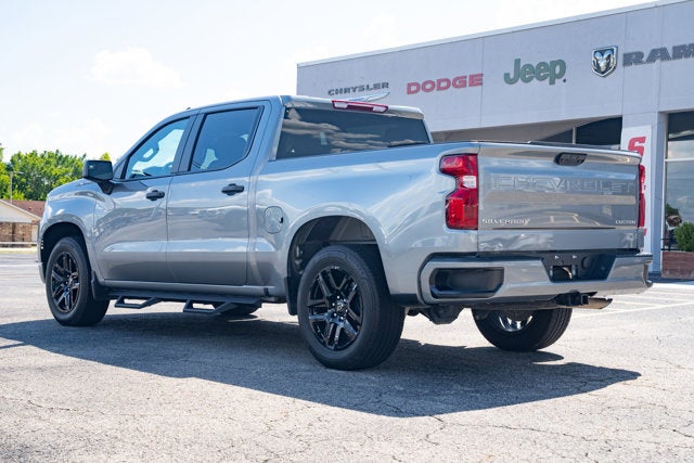 2024 Chevrolet Silverado 1500 2WD Crew Cab Short Bed Custom