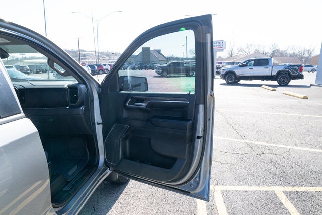 2023 Chevrolet Silverado 1500 4WD Crew Cab Short Bed RST