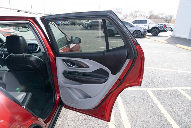 2022 GMC Terrain FWD SLT