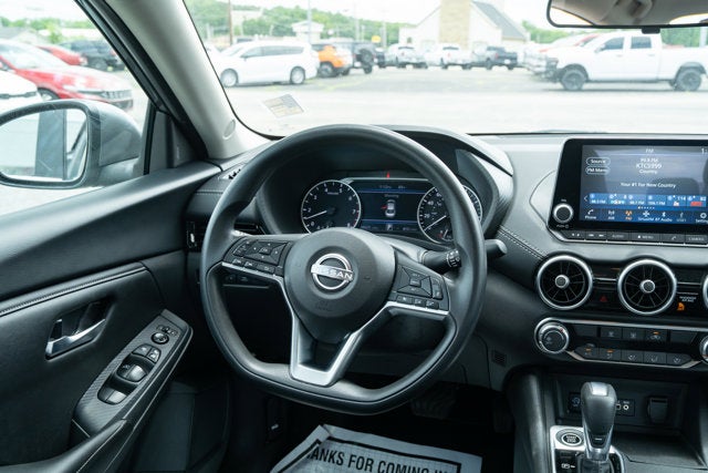 2024 Nissan Sentra SV Xtronic CVT