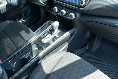 2024 Nissan Kicks SV Xtronic CVT
