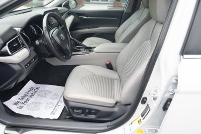 2023 Toyota Camry SE AWD