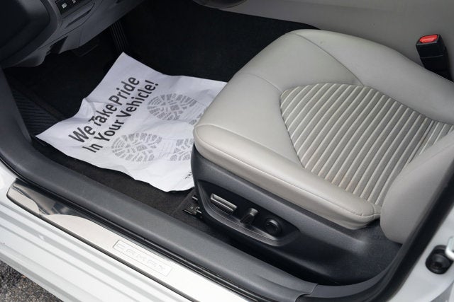 2023 Toyota Camry SE AWD