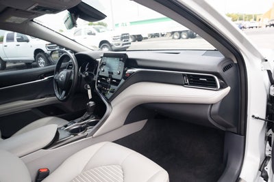 2023 Toyota Camry SE AWD