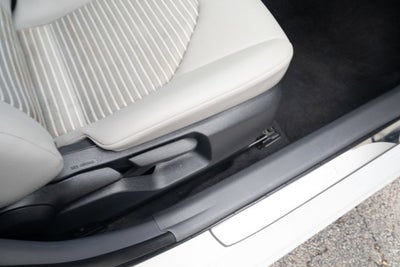 2023 Toyota Camry SE AWD