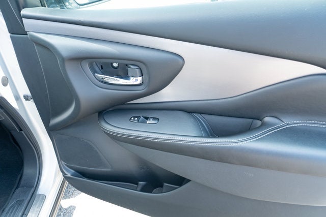 2023 Nissan Murano SL FWD