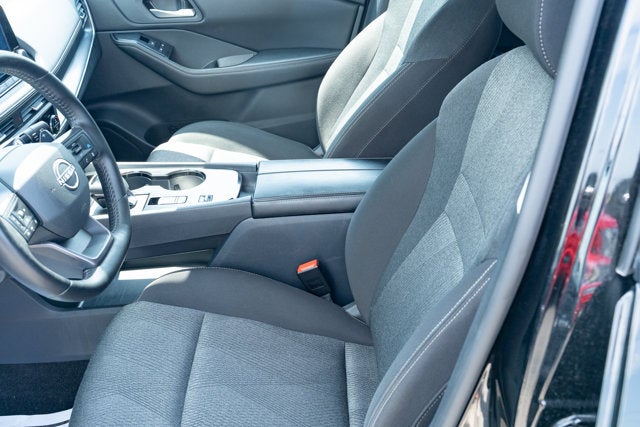 2025 Nissan Rogue SV FWD