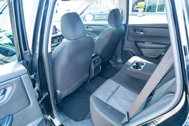 2025 Nissan Rogue SV FWD