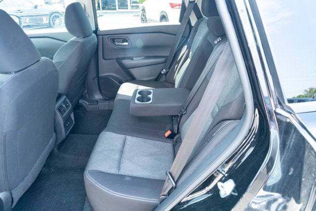 2025 Nissan Rogue SV FWD