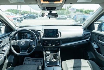 2025 Nissan Rogue SV FWD