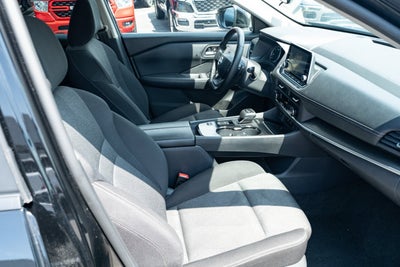 2025 Nissan Rogue SV FWD