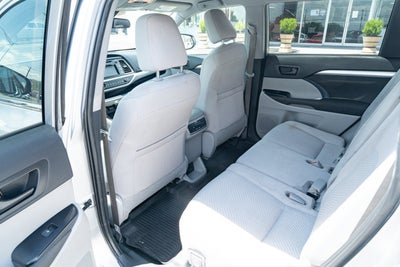 2019 Toyota Highlander LE