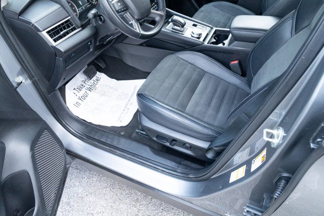 2024 Mitsubishi Outlander SE Black Edition S-AWC