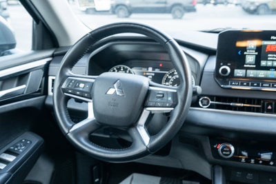 2024 Mitsubishi Outlander SE Black Edition S-AWC