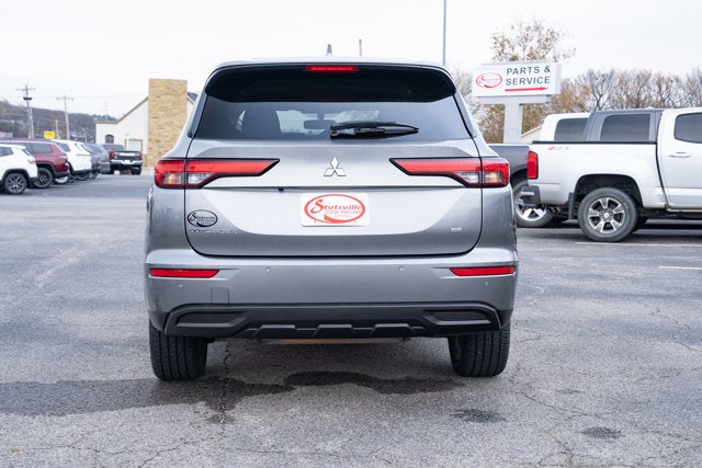 2024 Mitsubishi Outlander SE Black Edition S-AWC