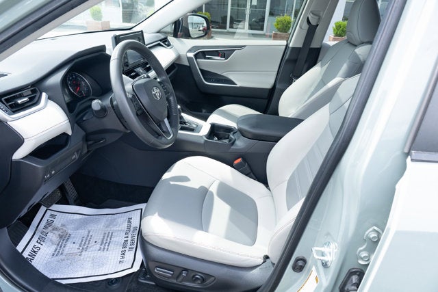 2021 Toyota RAV4 XLE Premium