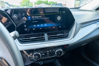 2025 Chevrolet Trax FWD LT