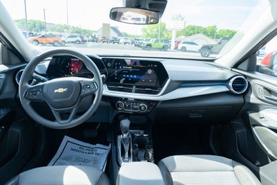 2025 Chevrolet Trax FWD LT