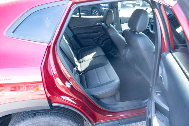 2025 Chevrolet Trax FWD LT