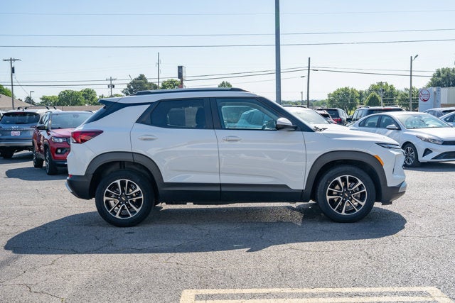 2025 Chevrolet Trailblazer FWD LT