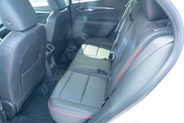 2023 Buick Envision Essence FWD