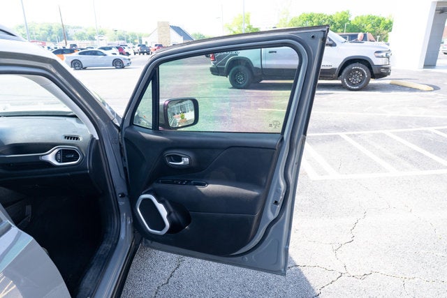 2020 Jeep Renegade Latitude FWD